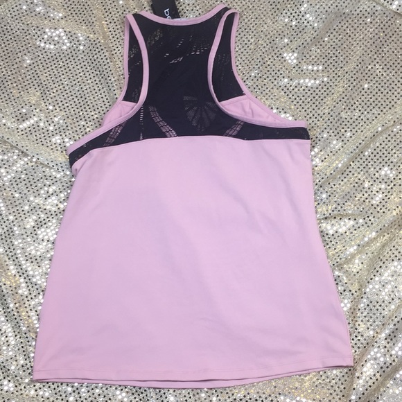 Nwt Bebe keyhole lace workout top - Picture 7 of 8